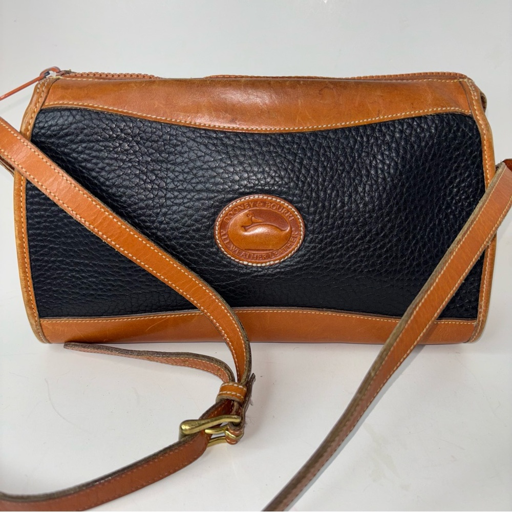 Vintage Dooney & Bourke USA Leather Crossbody Shoulder Bag Black Brown Trim - Picture 3 of 14